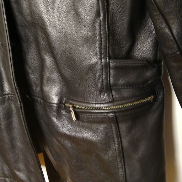 Ms Maxima women's size medium black leather jacket. - Picture 4 of 11